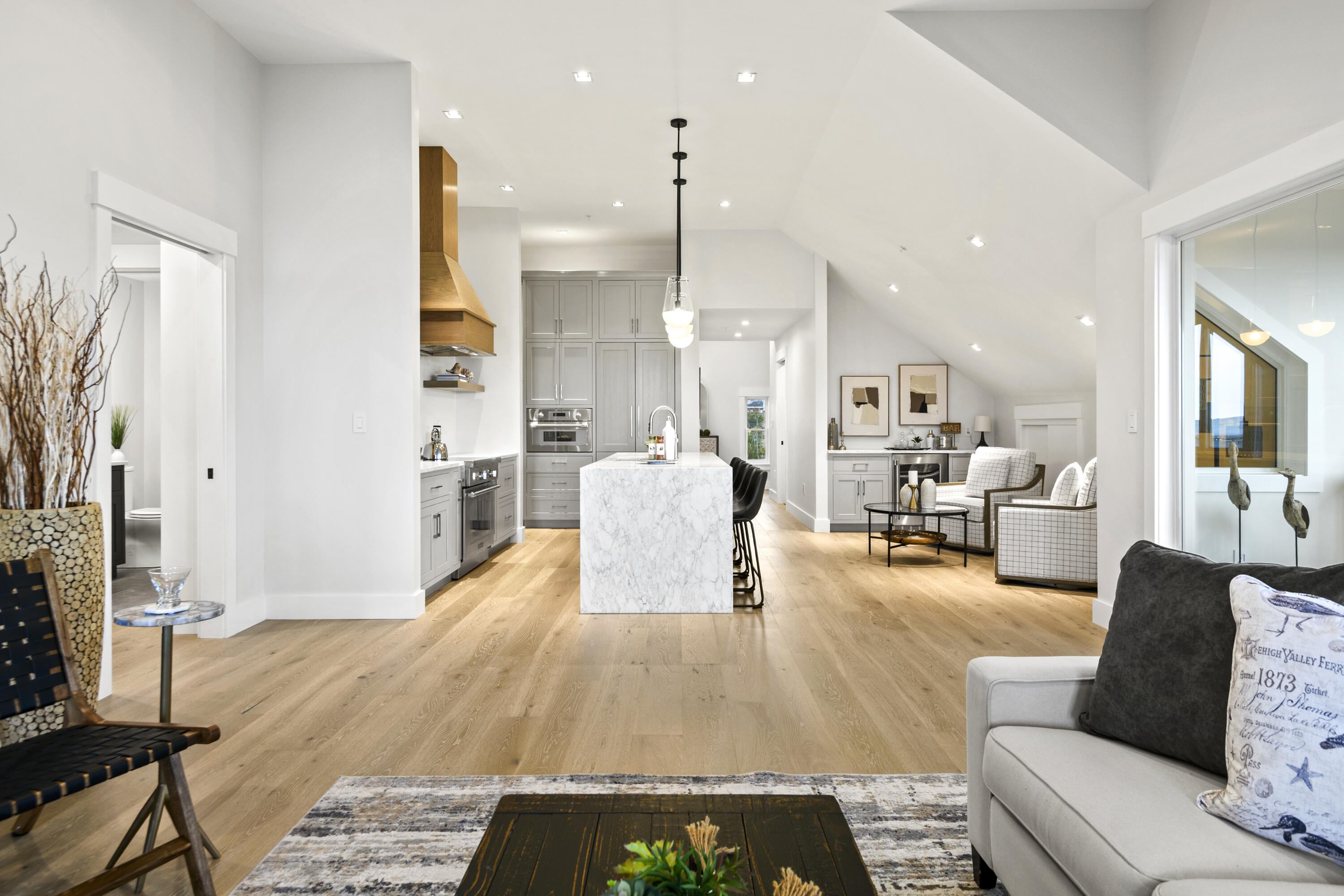 2 India Street, 4