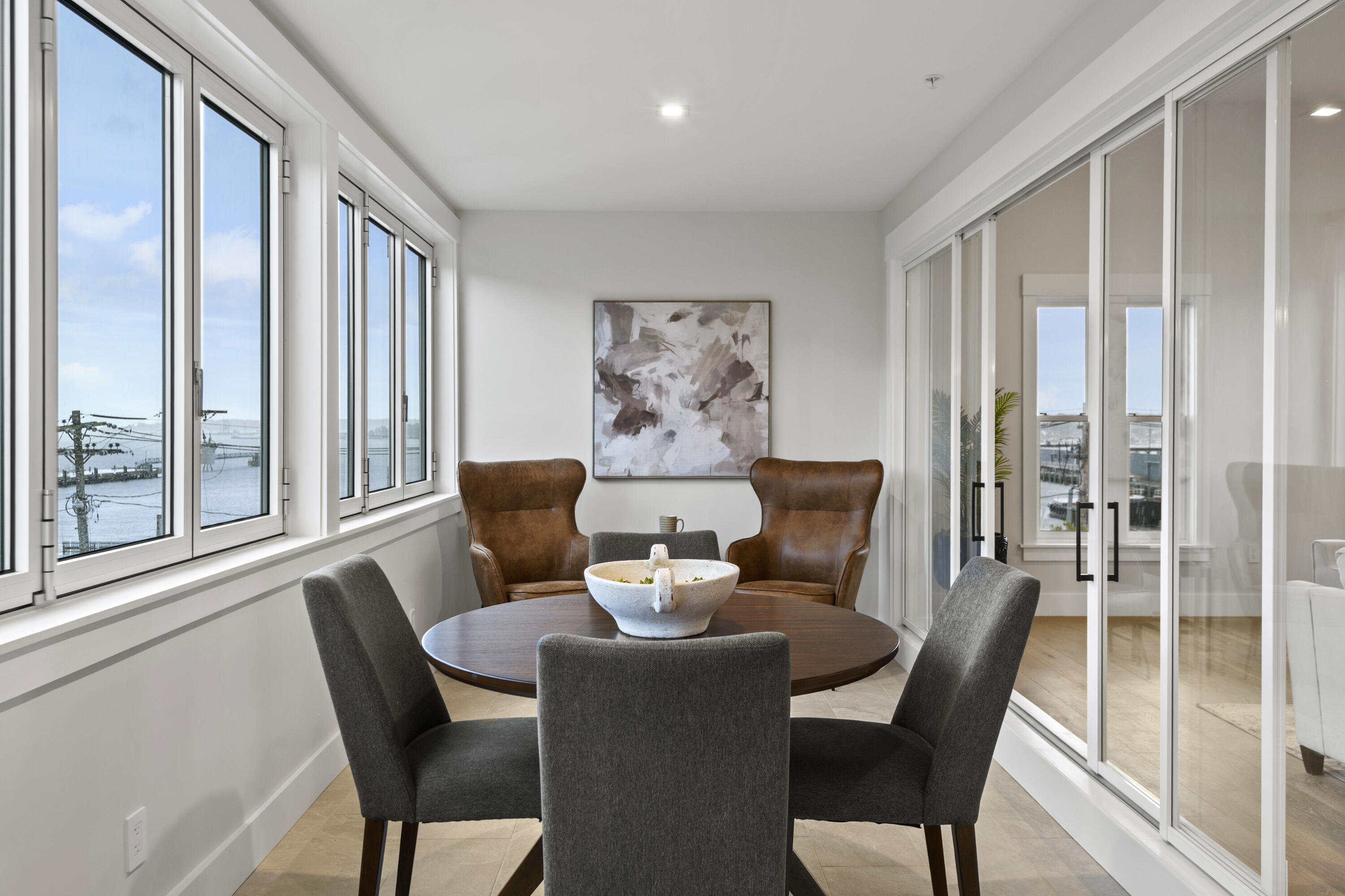 2 India Street, 4