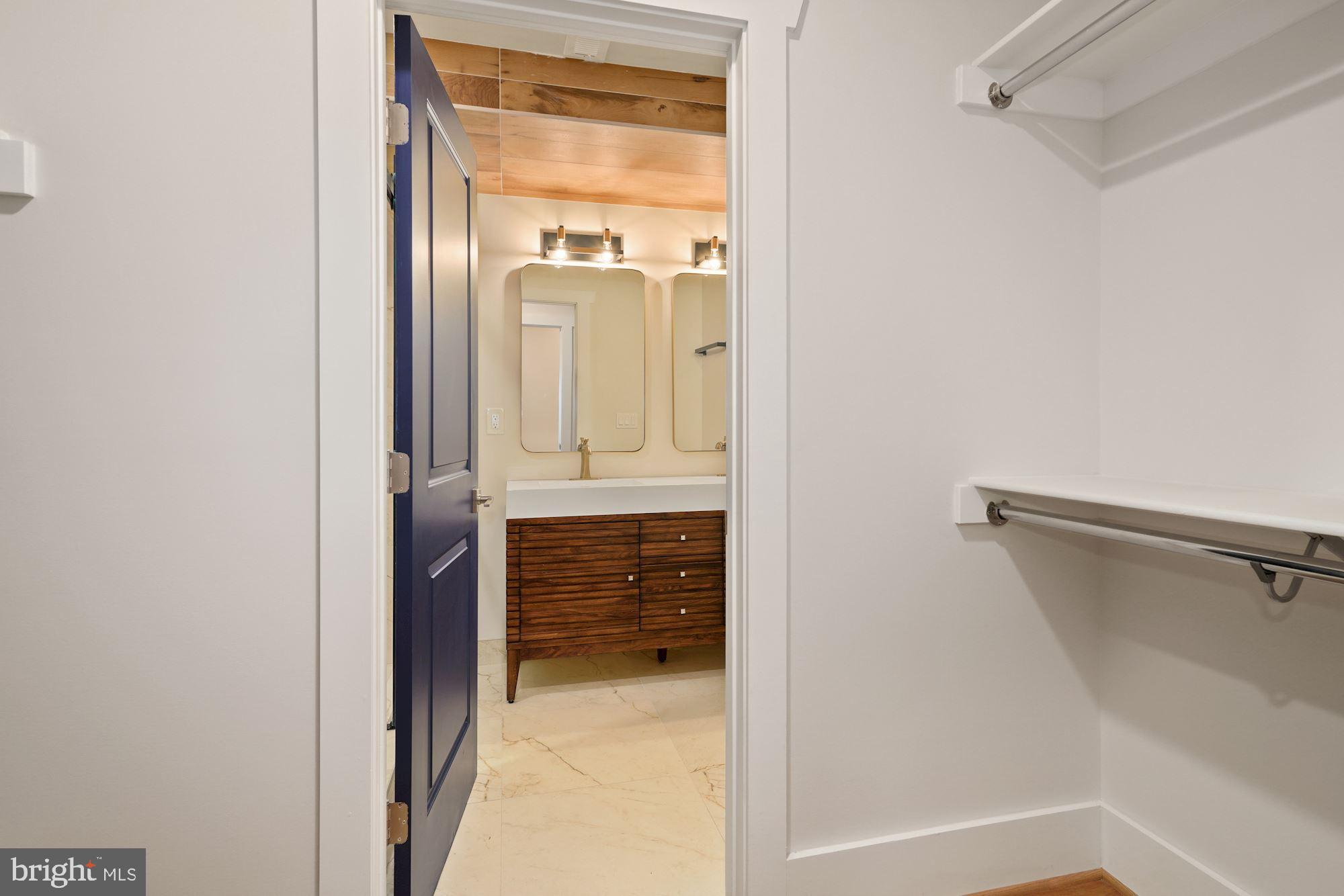 1808 Ontario Pl NW #2