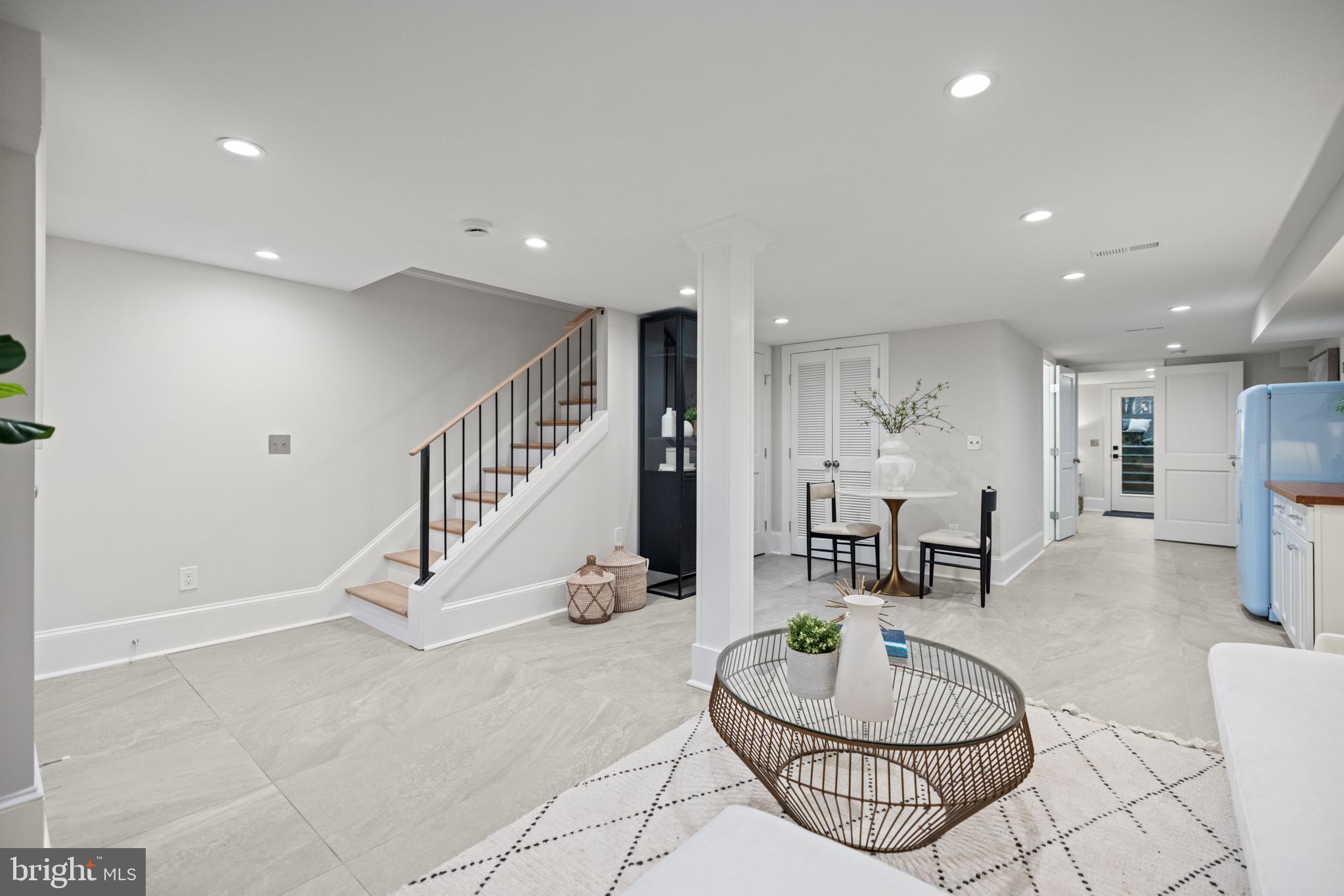 4115 Fessenden St NW