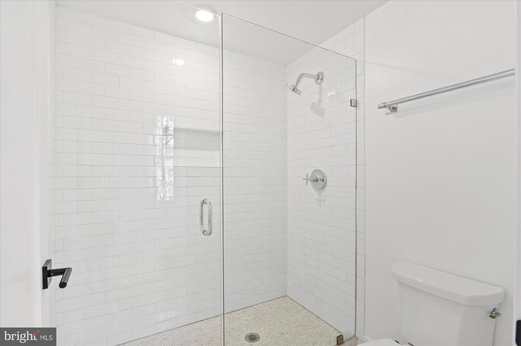 2869 28TH NW #203