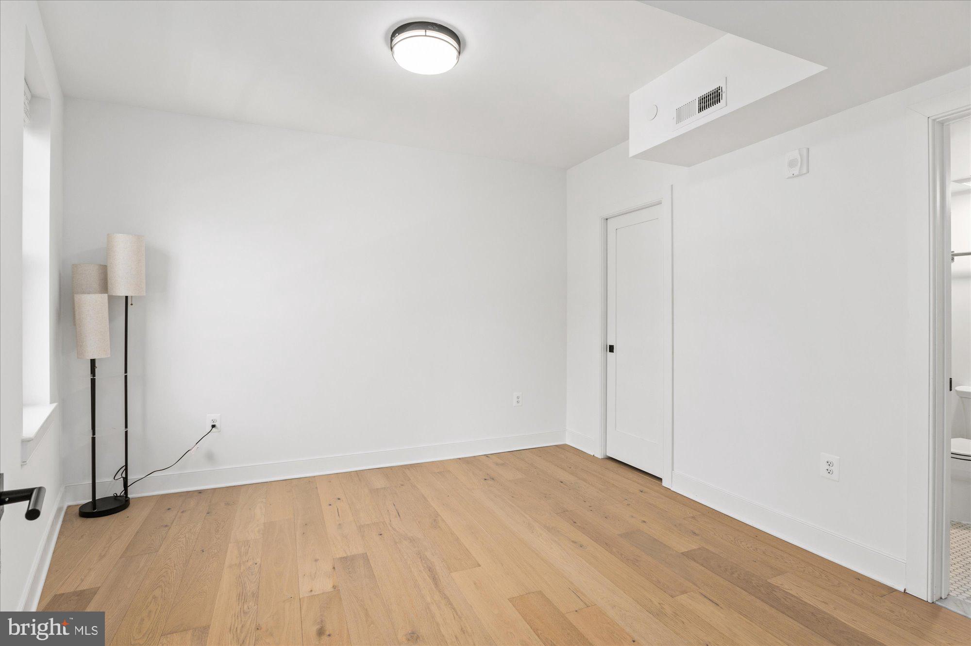 2869 28TH NW #203
