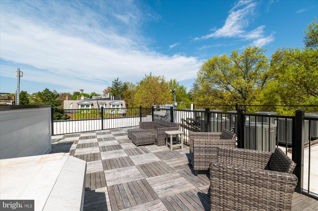 2869 28TH NW #203