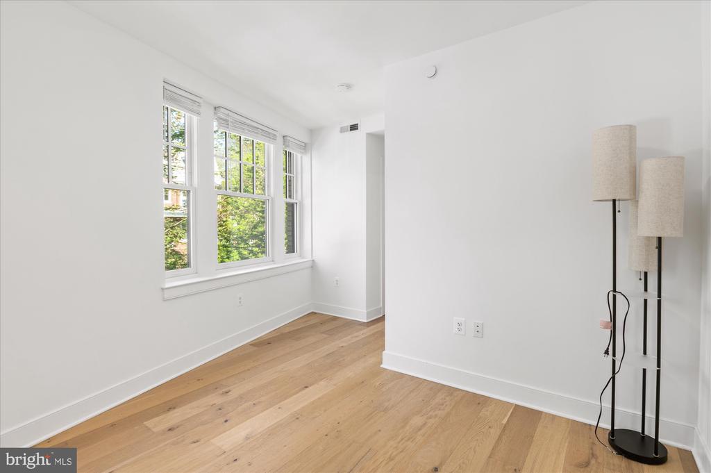 2869 28TH NW #203