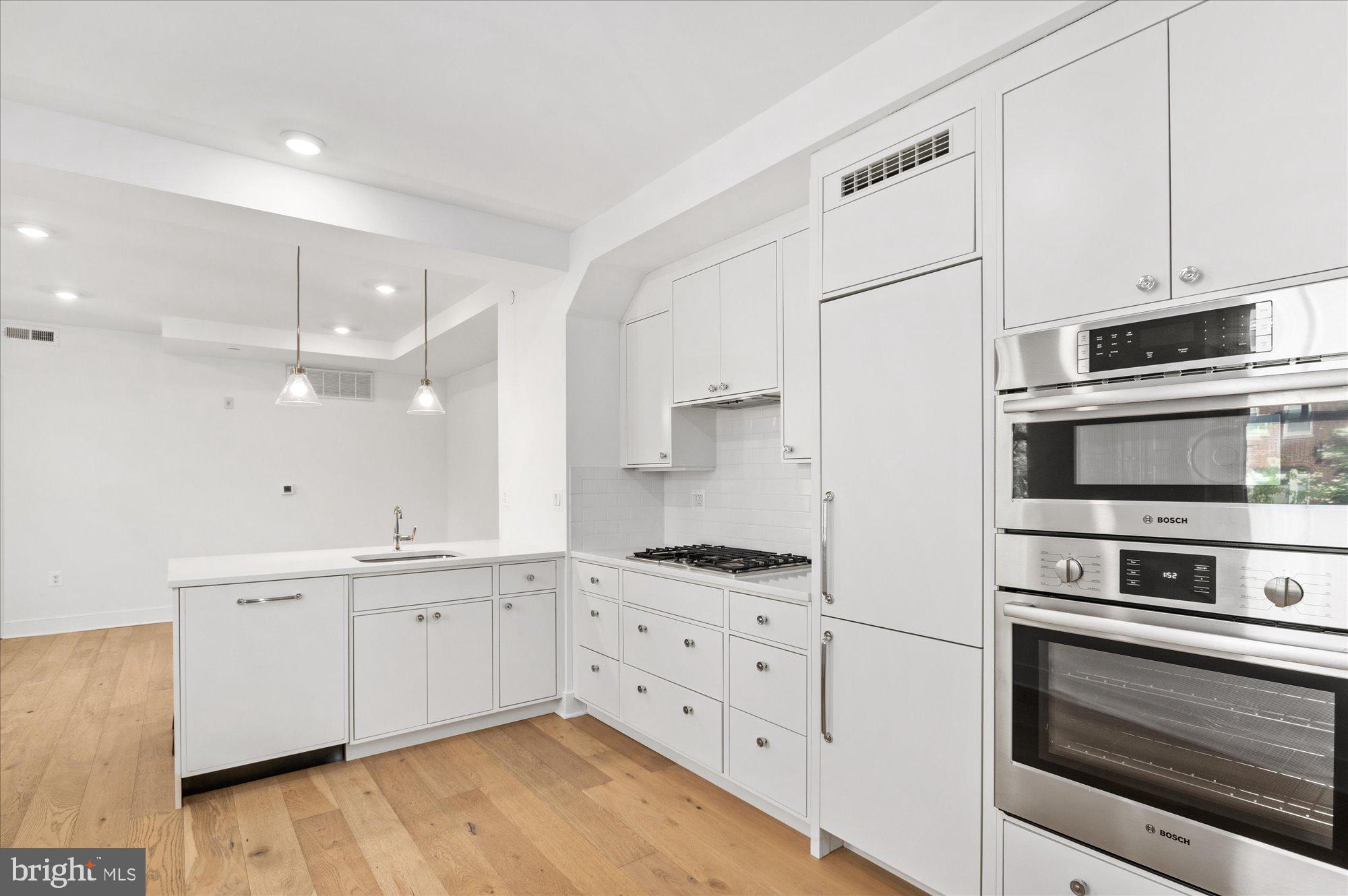 2869 28TH NW #203