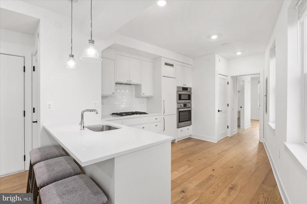 2869 28TH NW #203