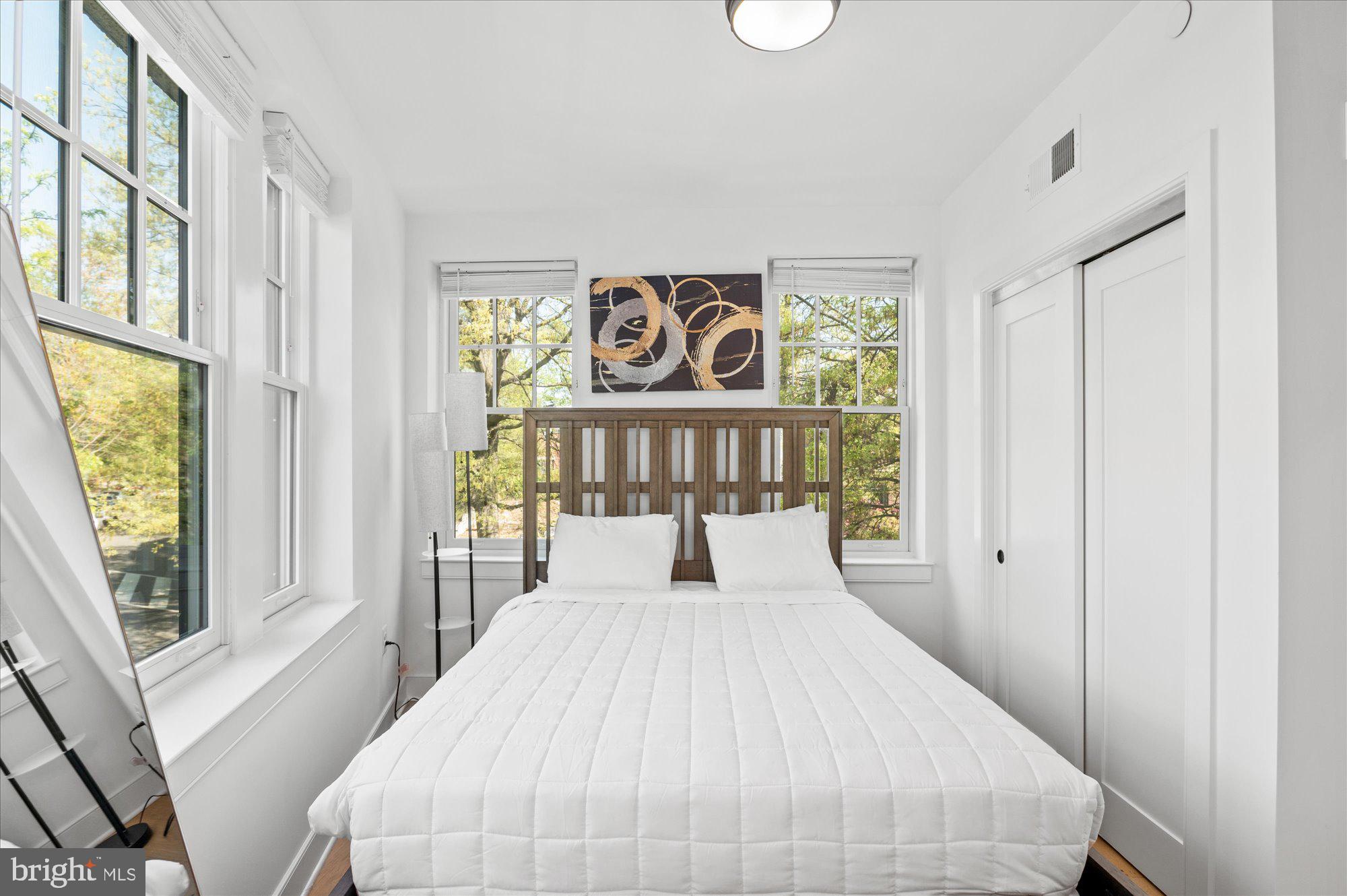 2869 28TH NW #302