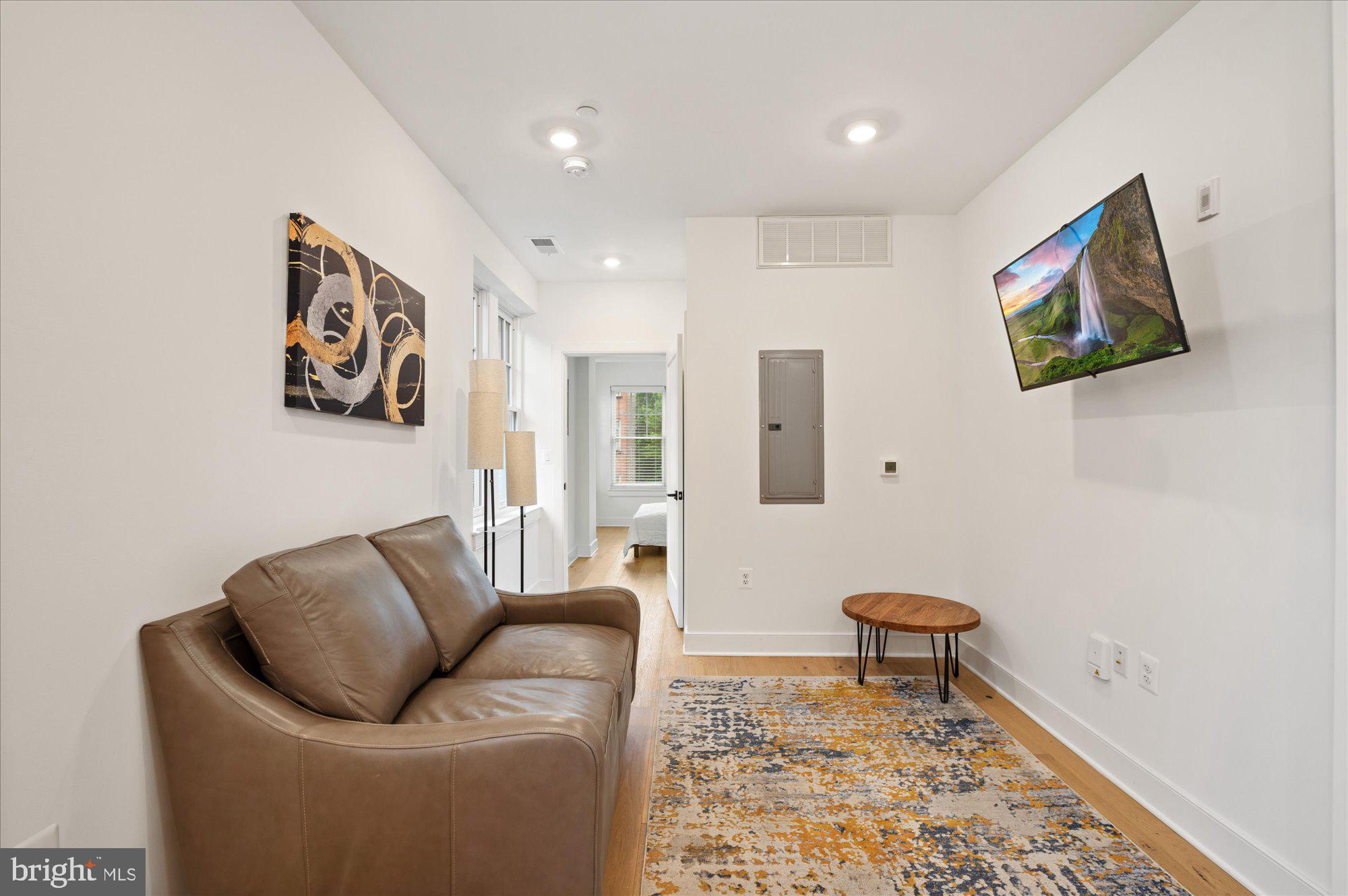 2869 28TH NW #104
