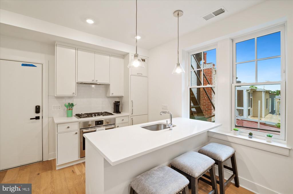 2869 28TH NW #104