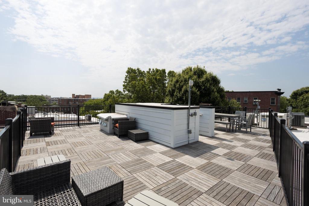 2869 28TH NW #102
