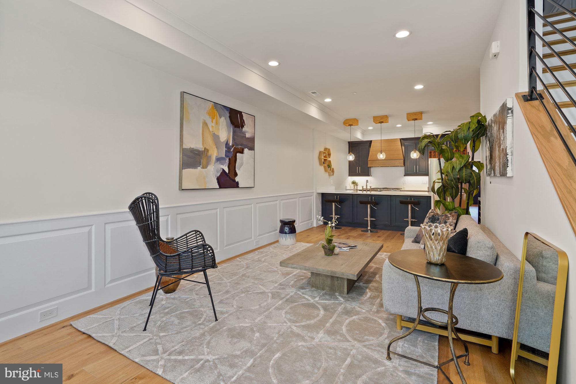 1808 Ontario Pl NW #2