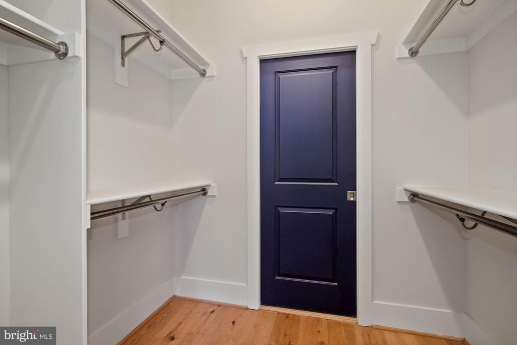 1808 Ontario Pl NW #2