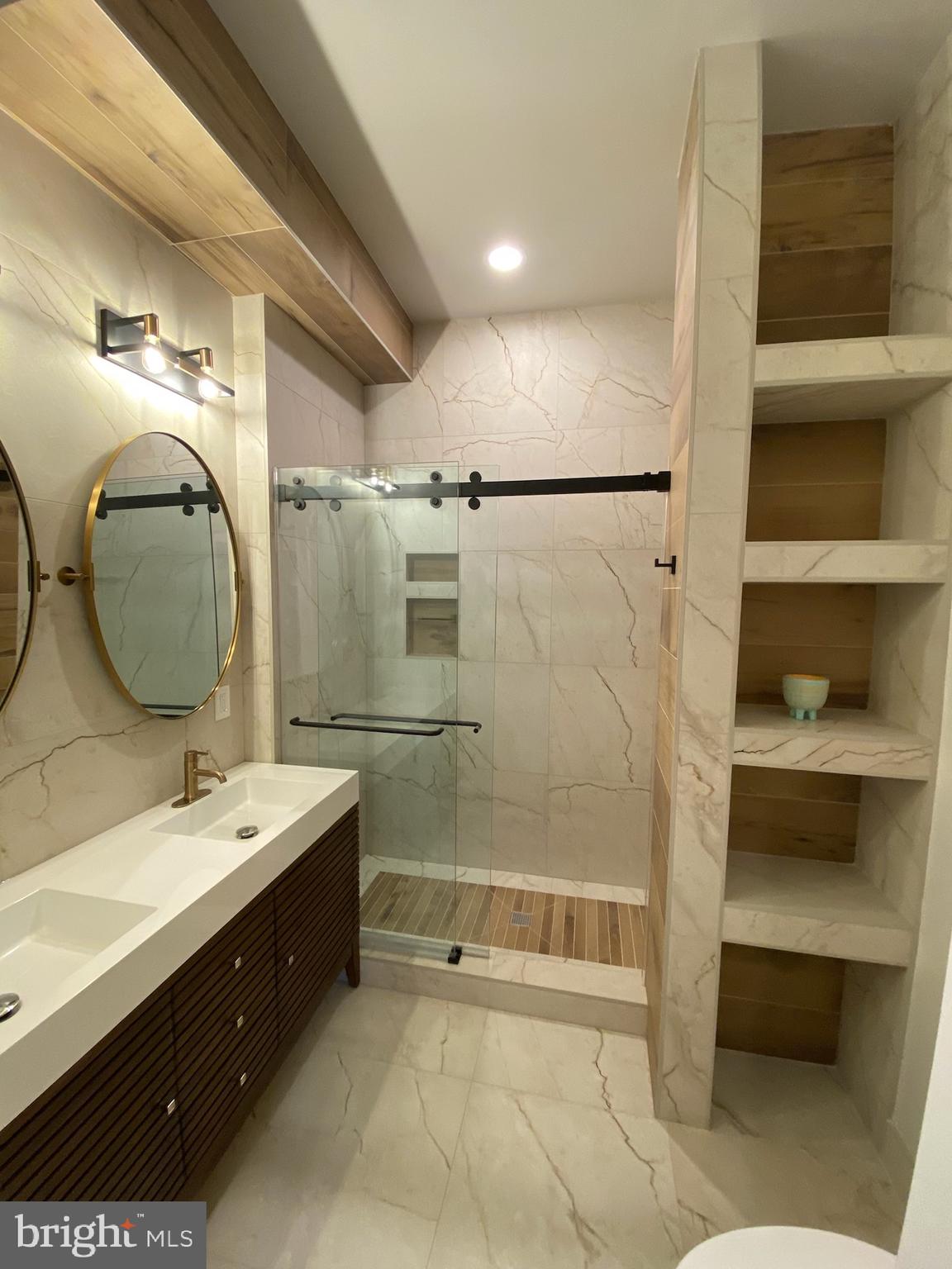 1808 Ontario Pl NW #2