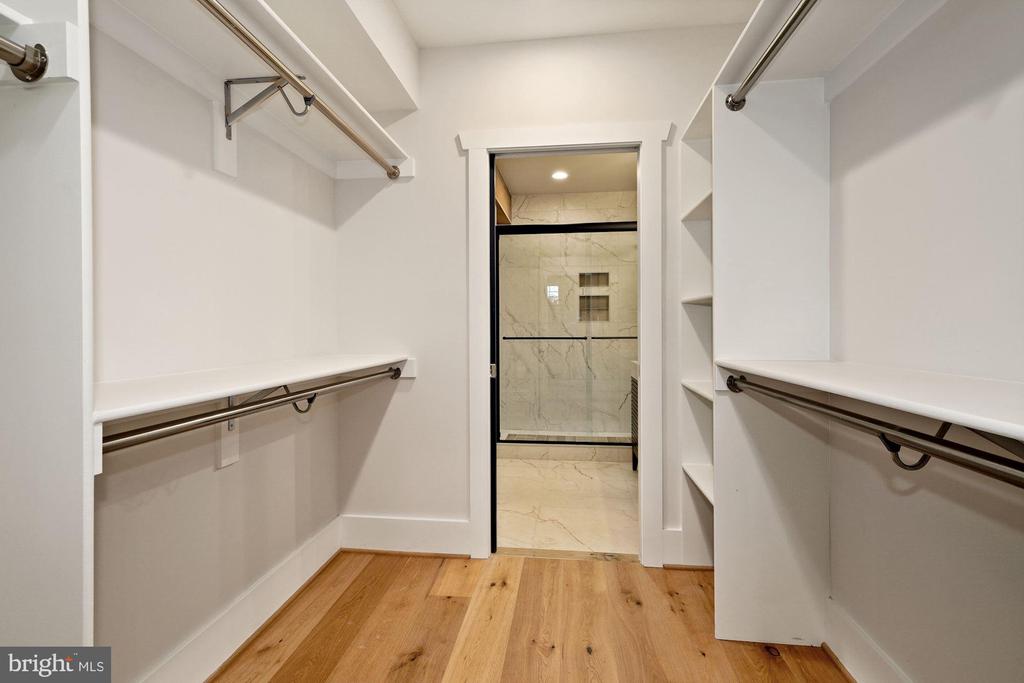1808 Ontario Pl NW #2