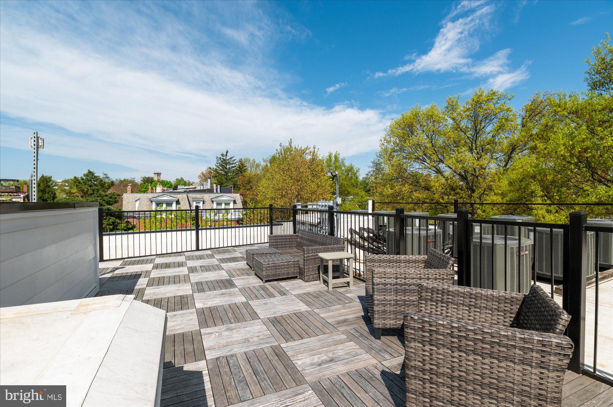 2869 28TH NW 301