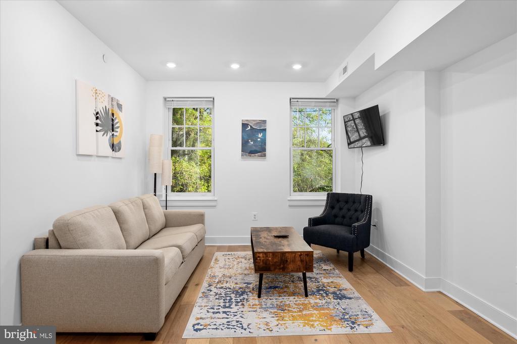 2869 28TH NW 301