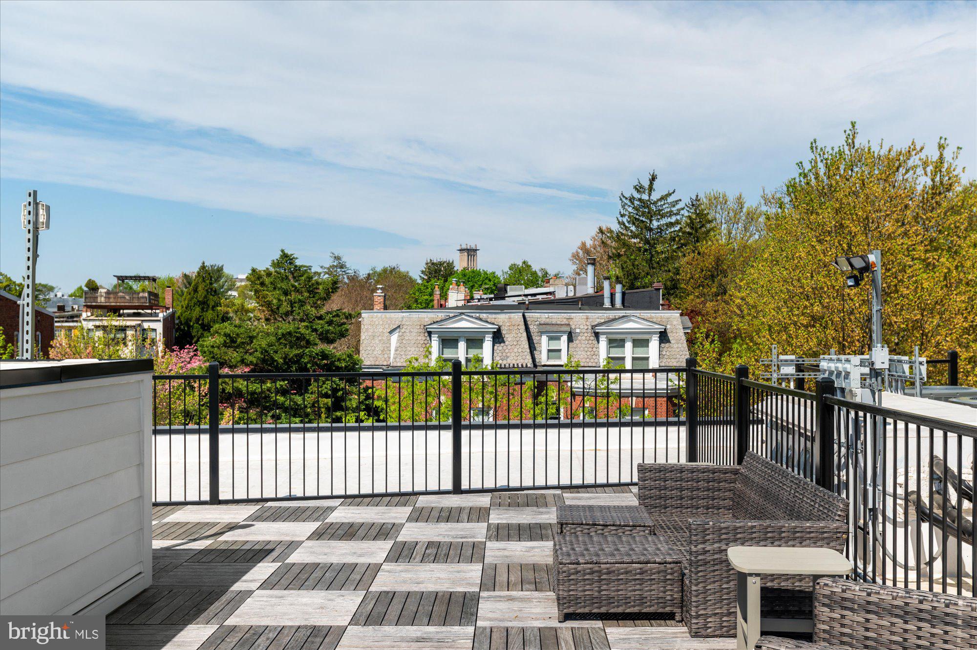 2869 28TH NW 301