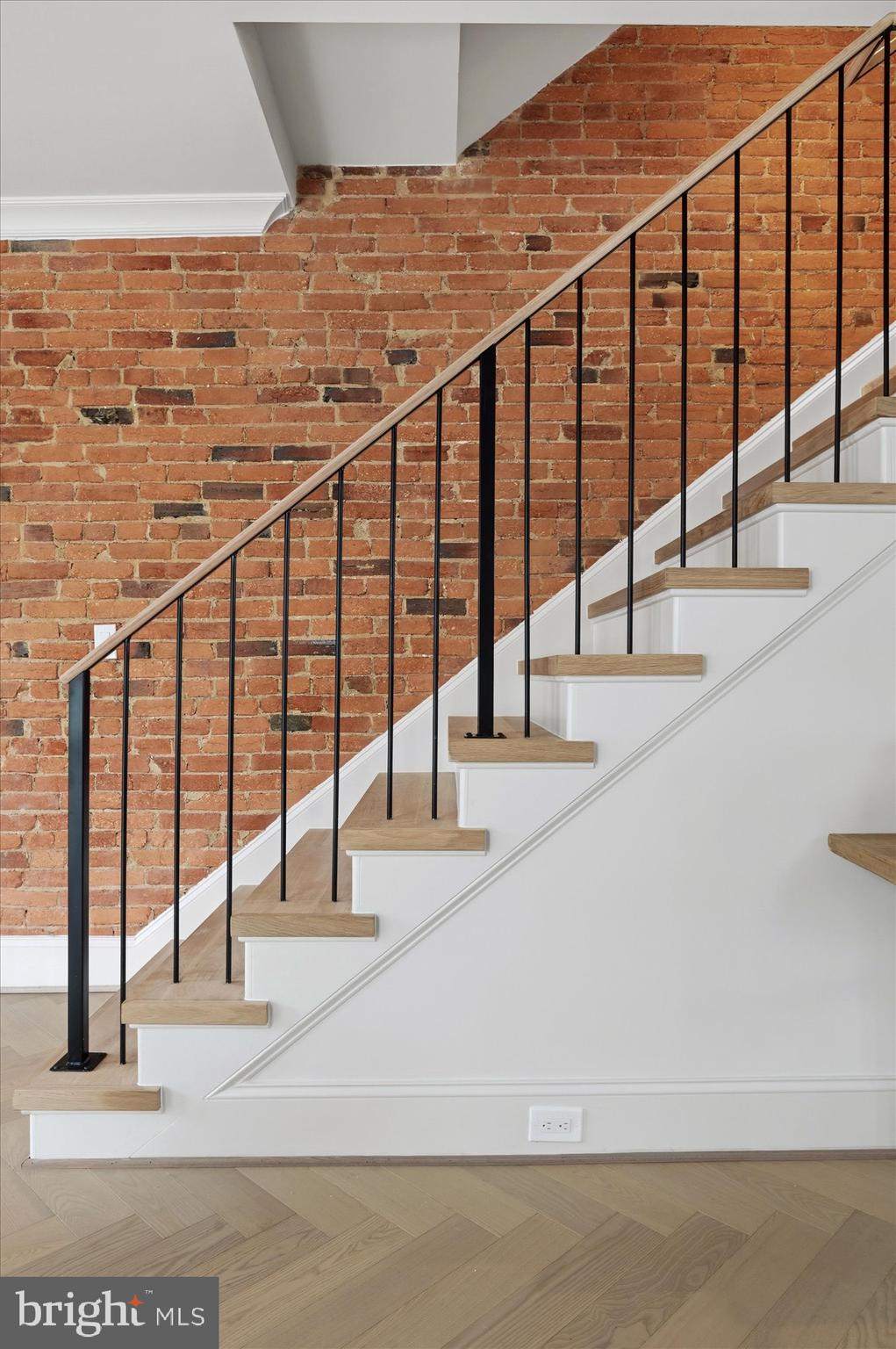 1509 CAROLINE STREET NW