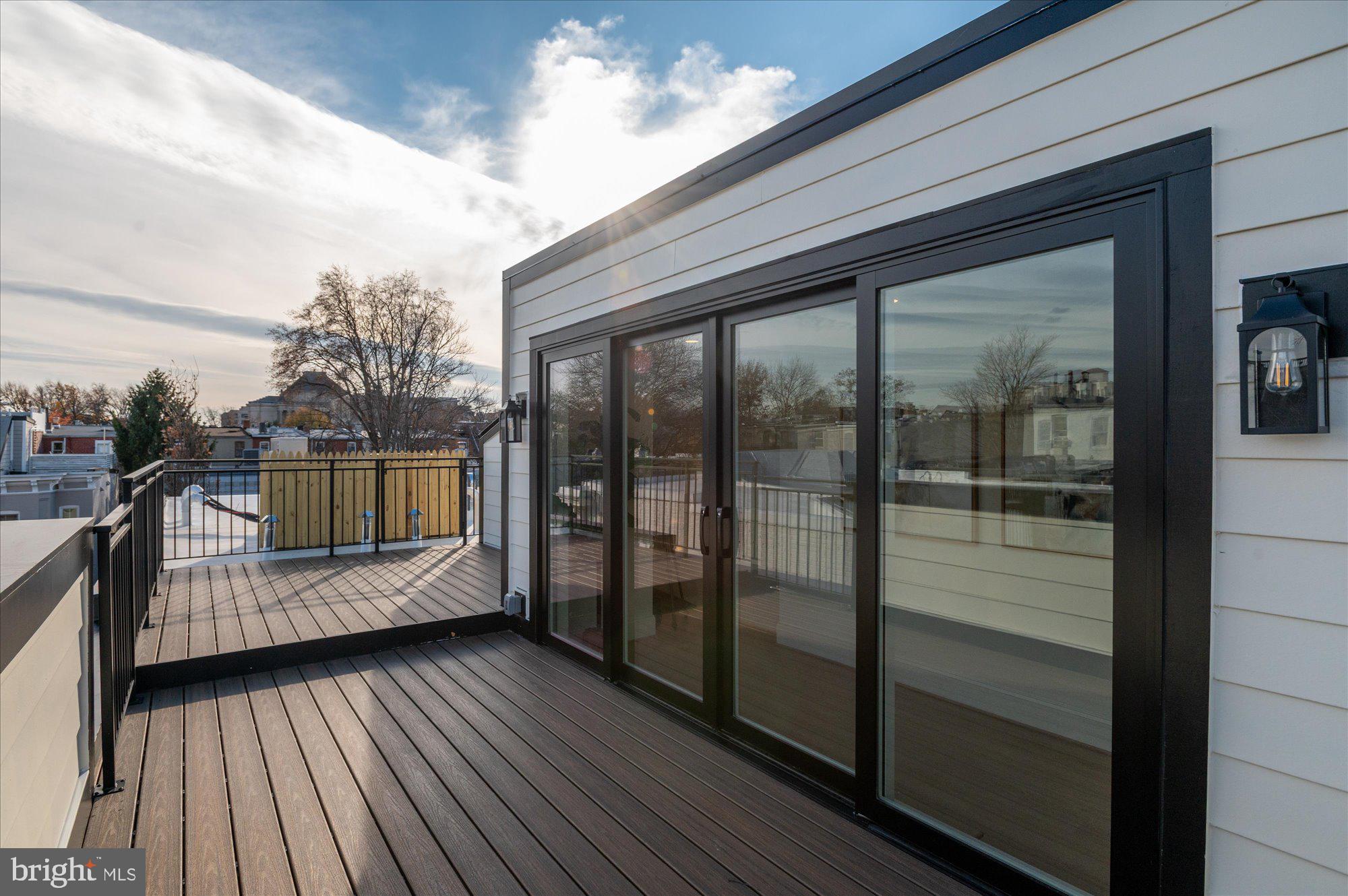 1509 CAROLINE STREET NW