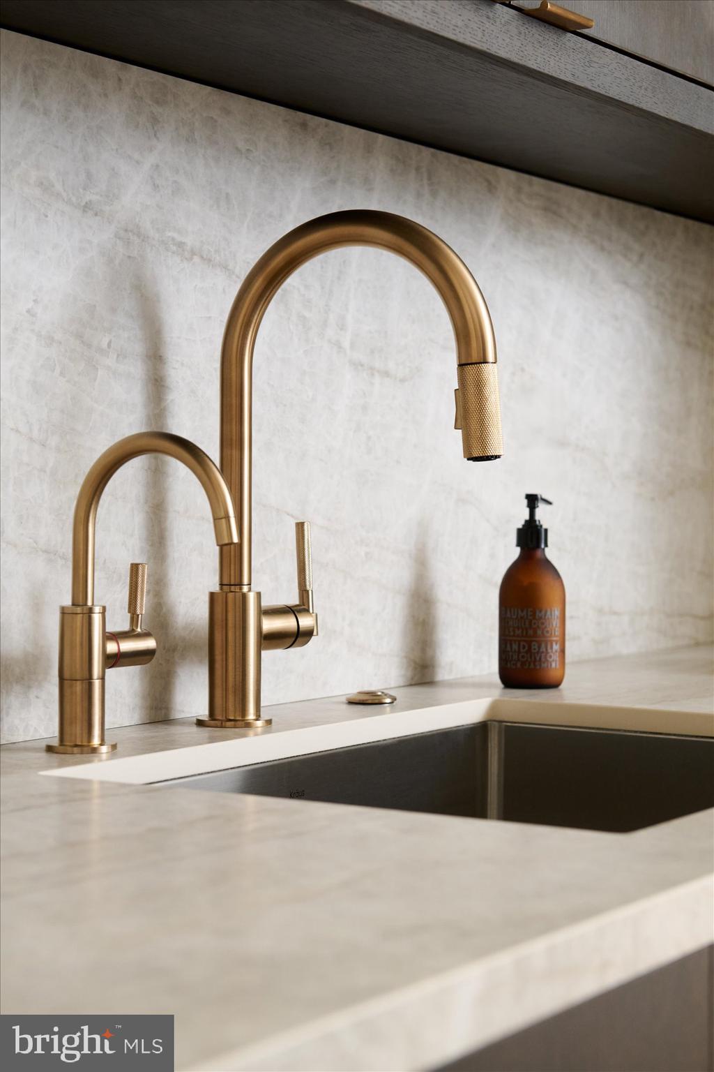 1115 RHODE ISLAND AVENUE NW