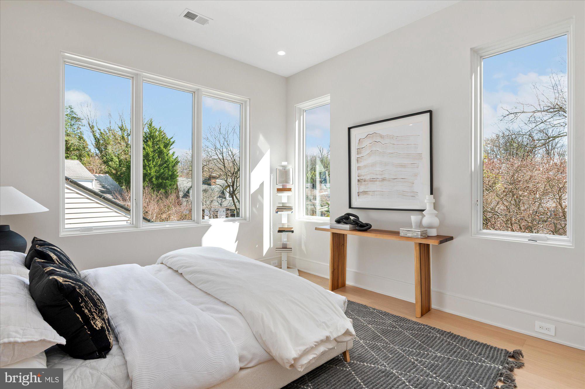 5011 FULTON STREET NW