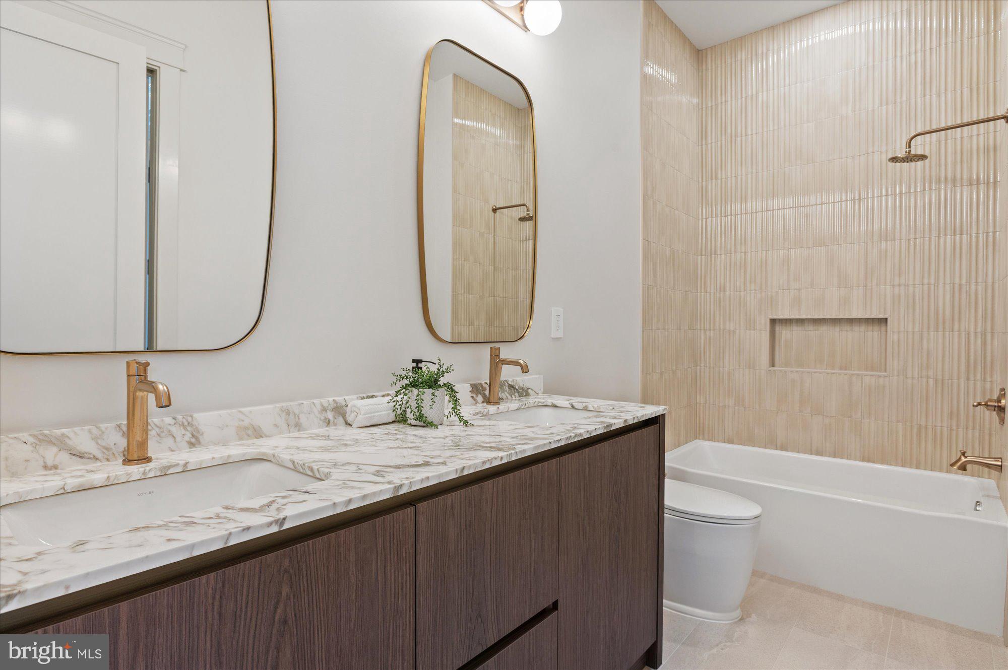 5011 FULTON STREET NW