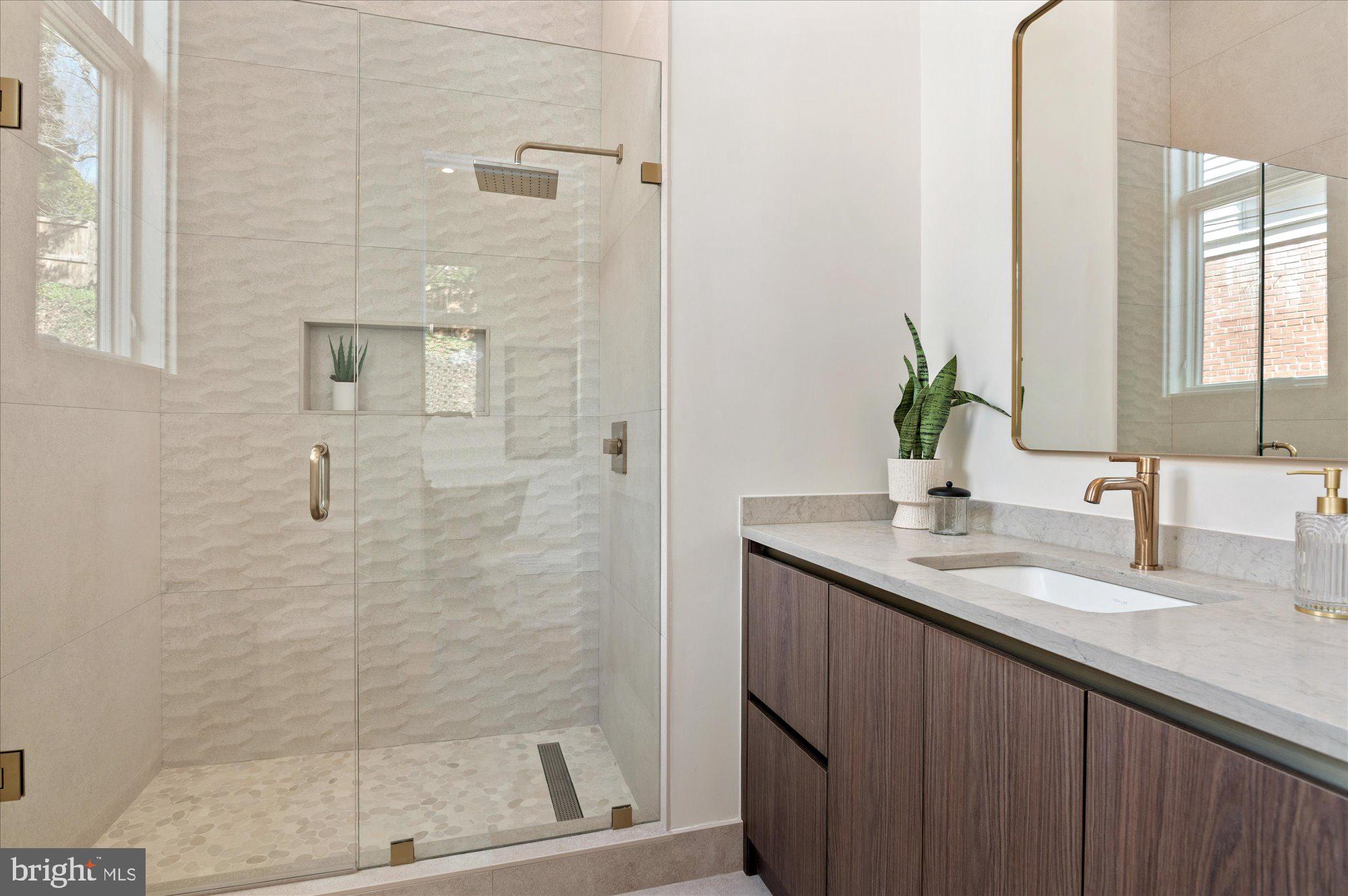 5011 FULTON STREET NW