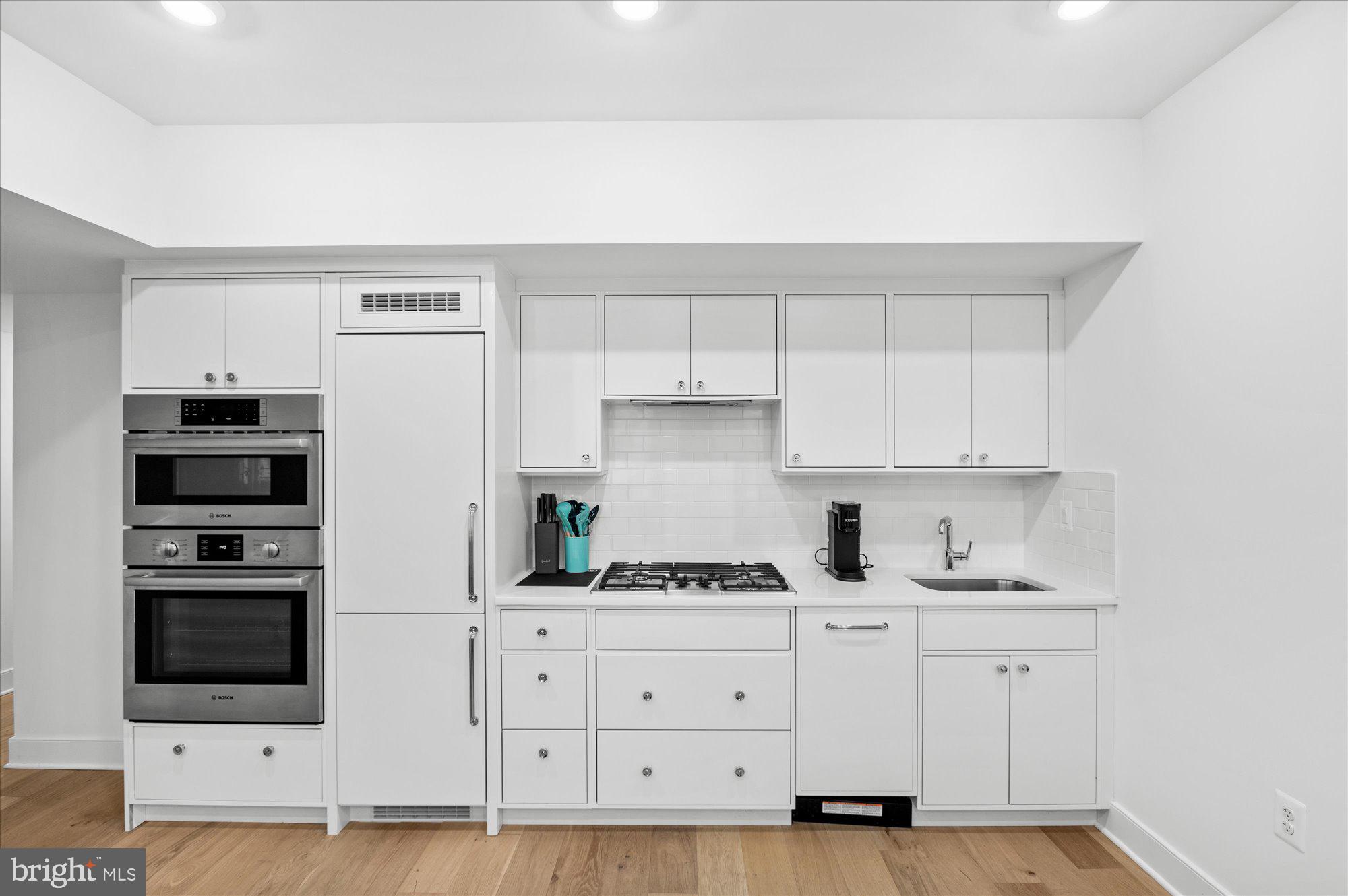 2869 28TH NW 202