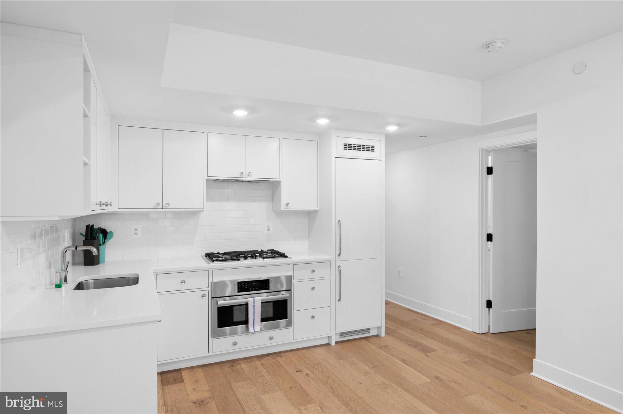 2869 28TH NW 101