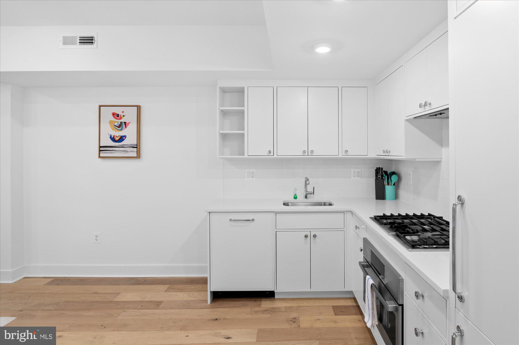 2869 28TH NW 101