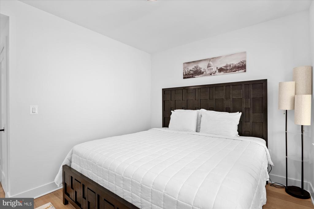 2869 28TH STREET NW Unit: 002