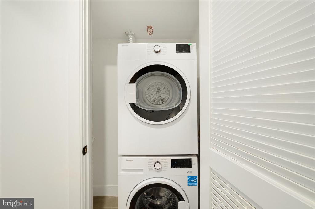 2869 28TH STREET NW Unit: 003