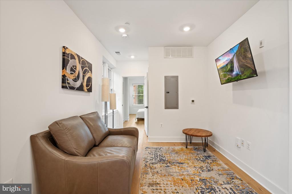 2869 28TH STREET NW Unit: 304