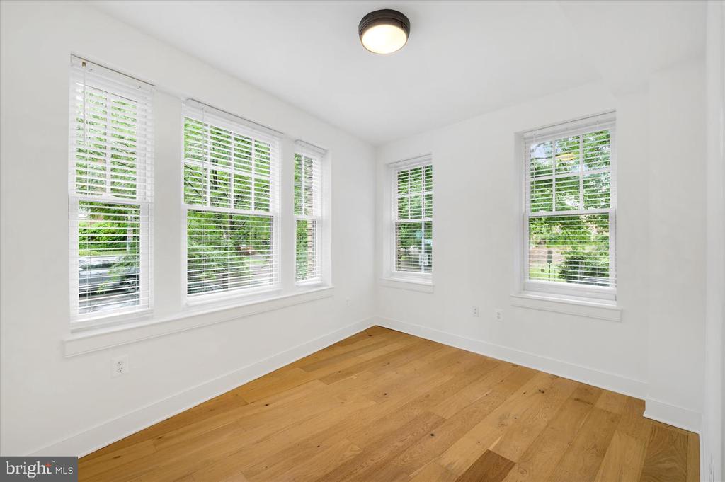 2869 28TH STREET NW Unit: 003