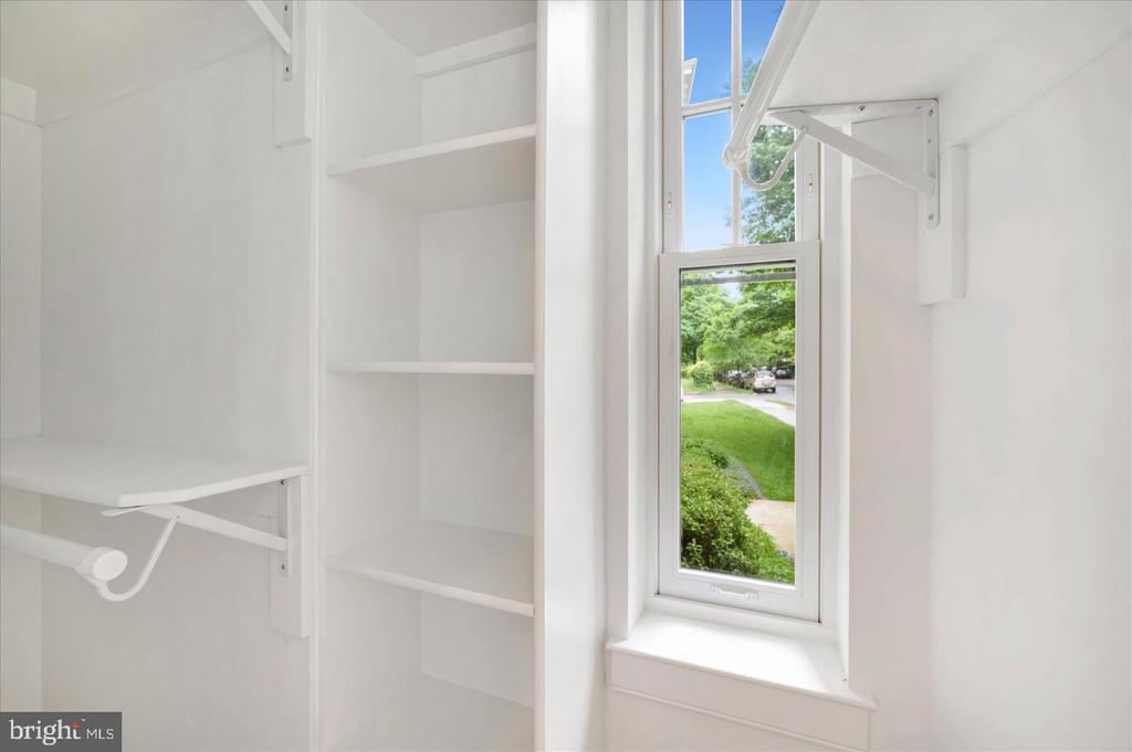2869 28TH STREET NW Unit: 003