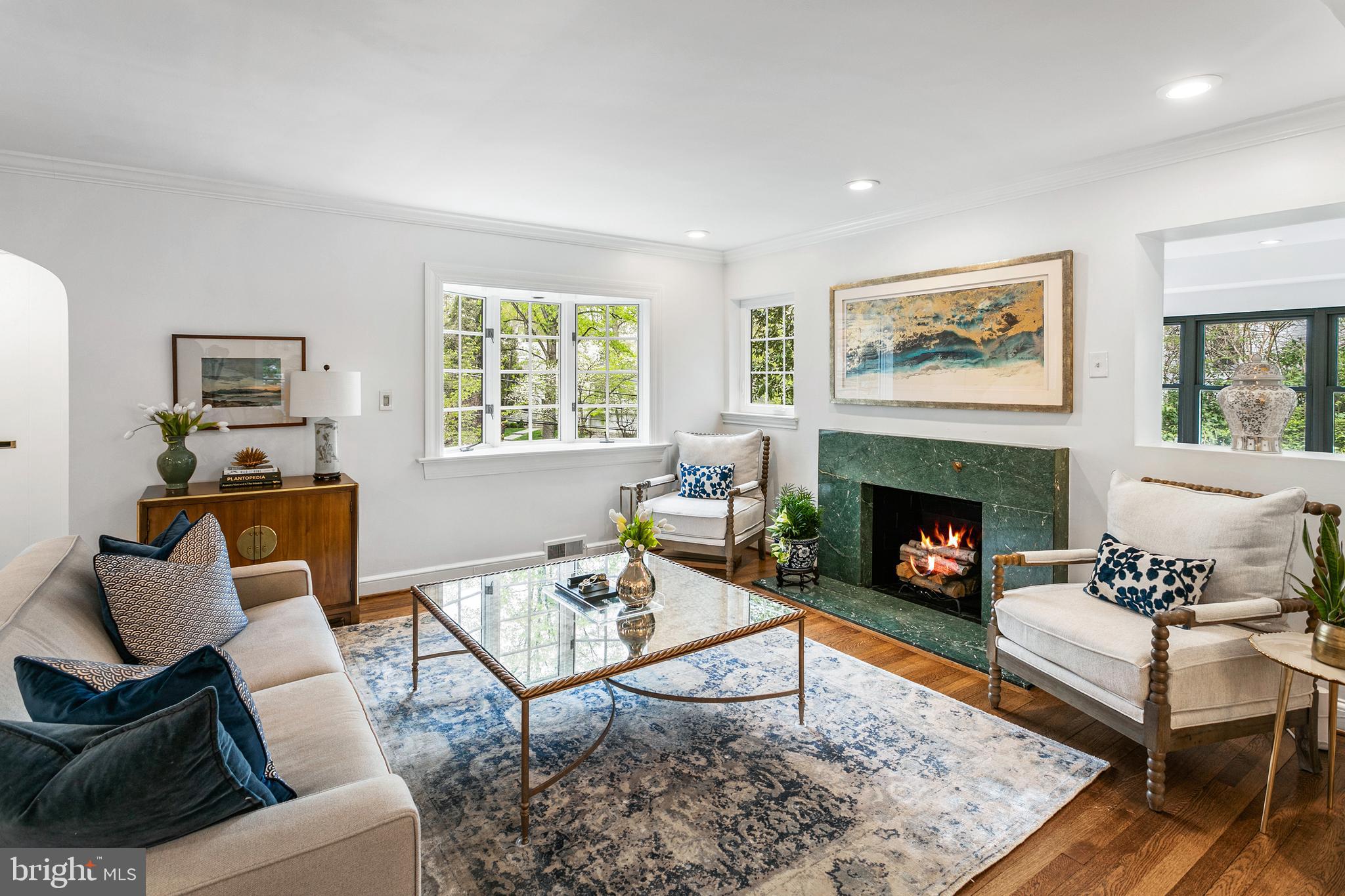 7217 Rollingwood Dr