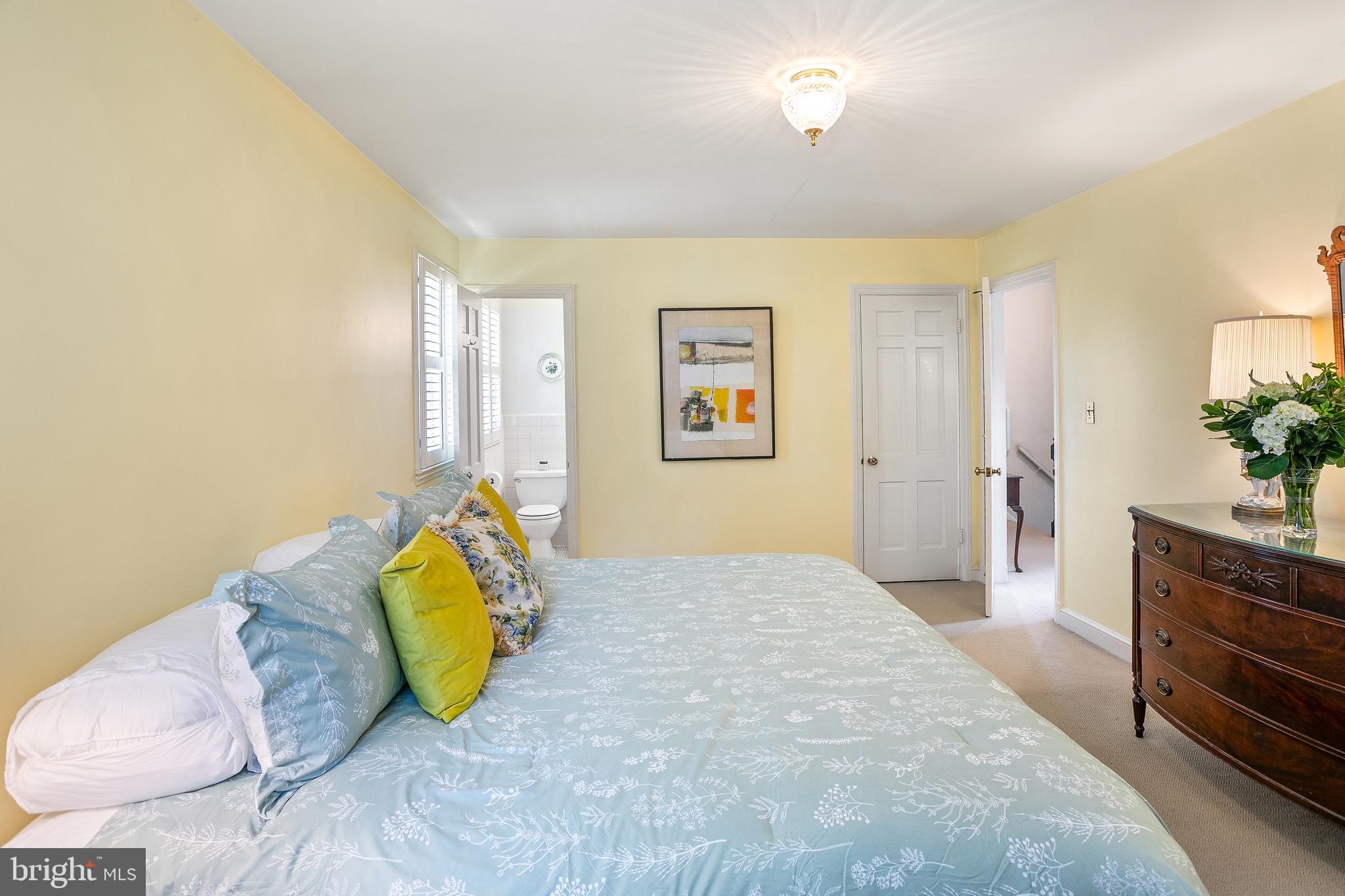 8126 KERRY LANE