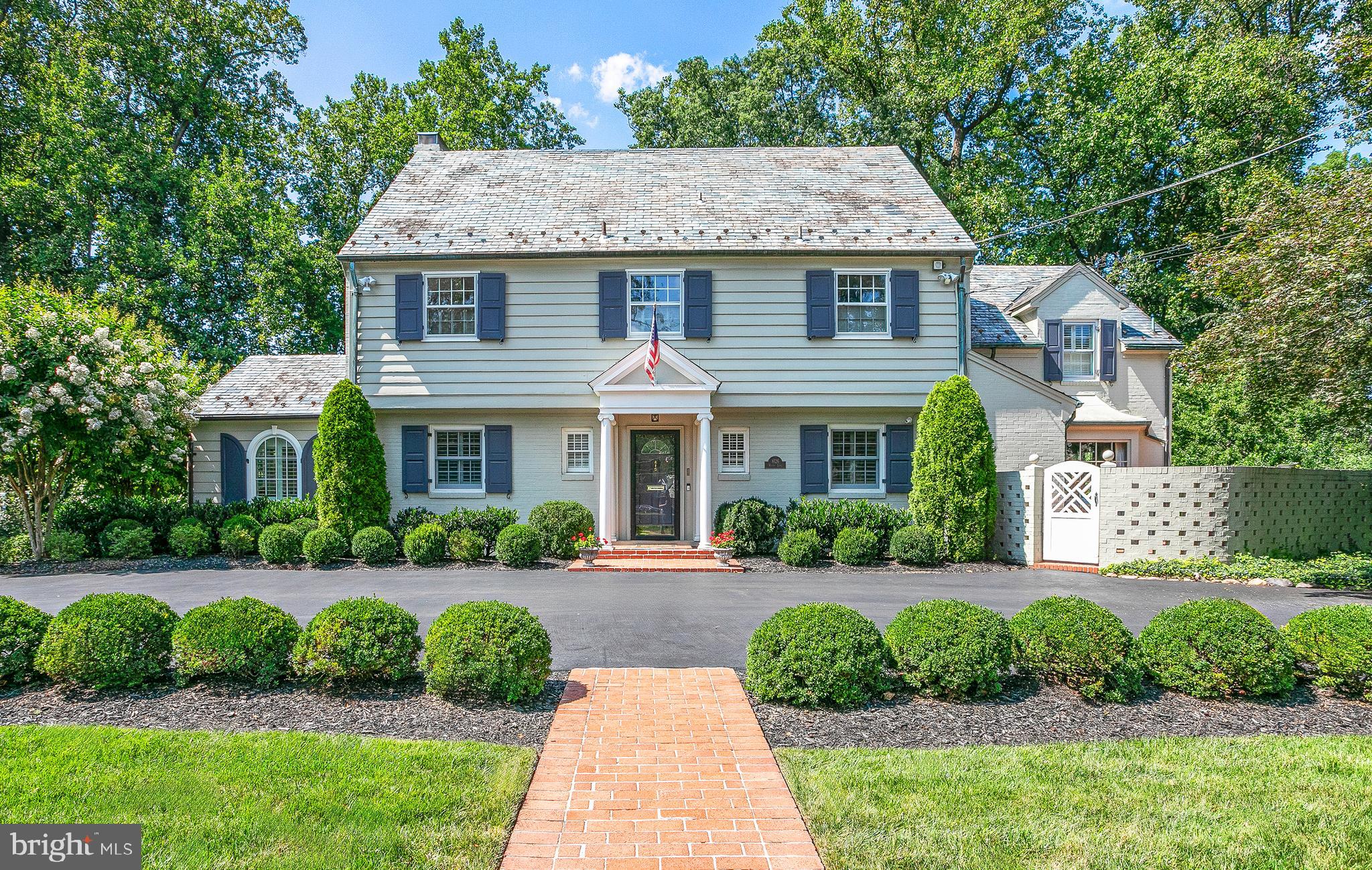 8126 KERRY LANE