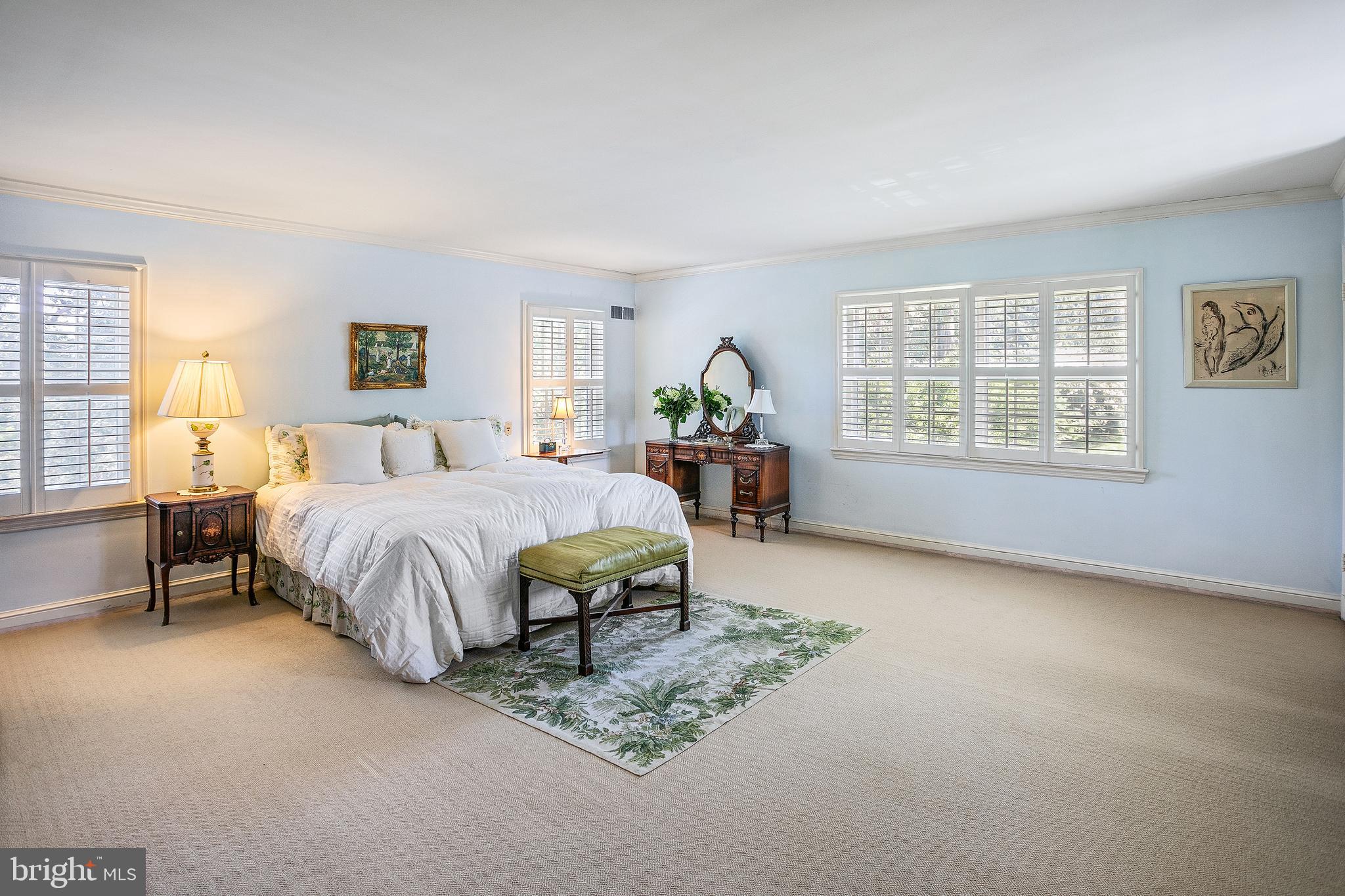 8126 KERRY LANE