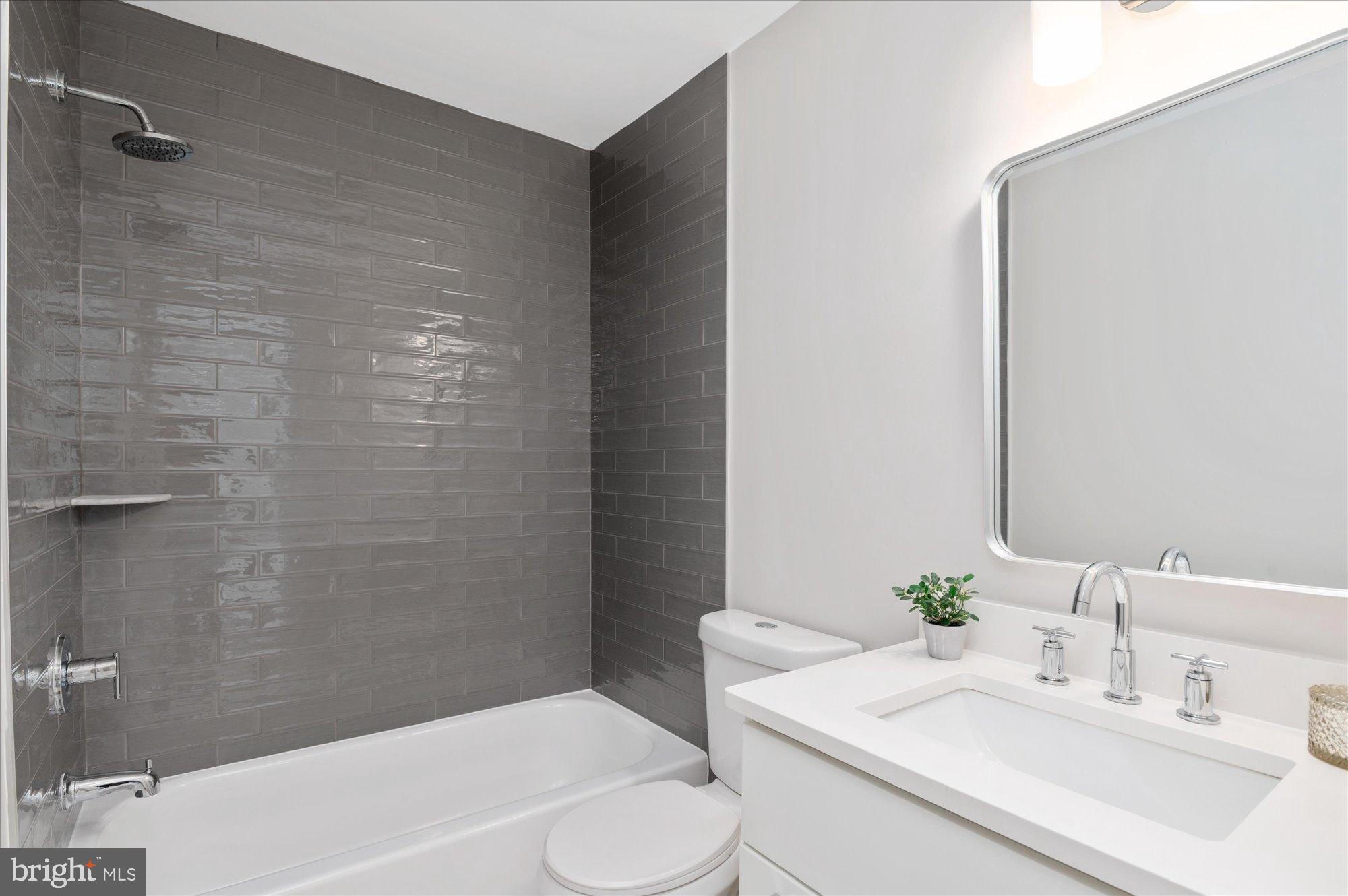 18473 STONE HOLLOW DRIVE