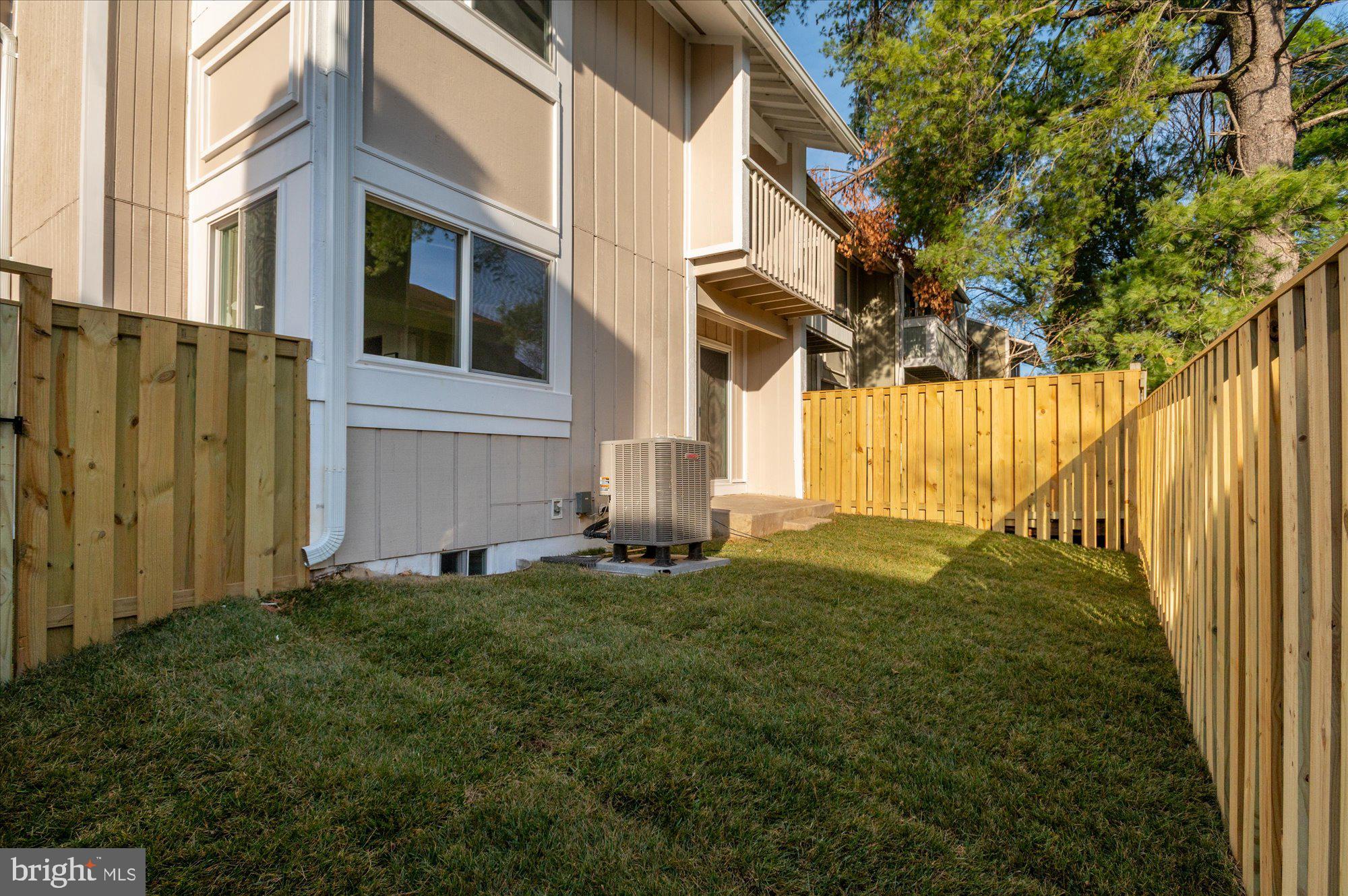 18473 STONE HOLLOW DRIVE