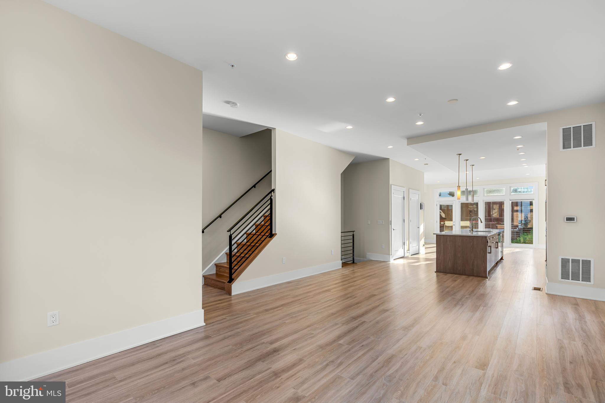 158 WINSOME CIRCLE