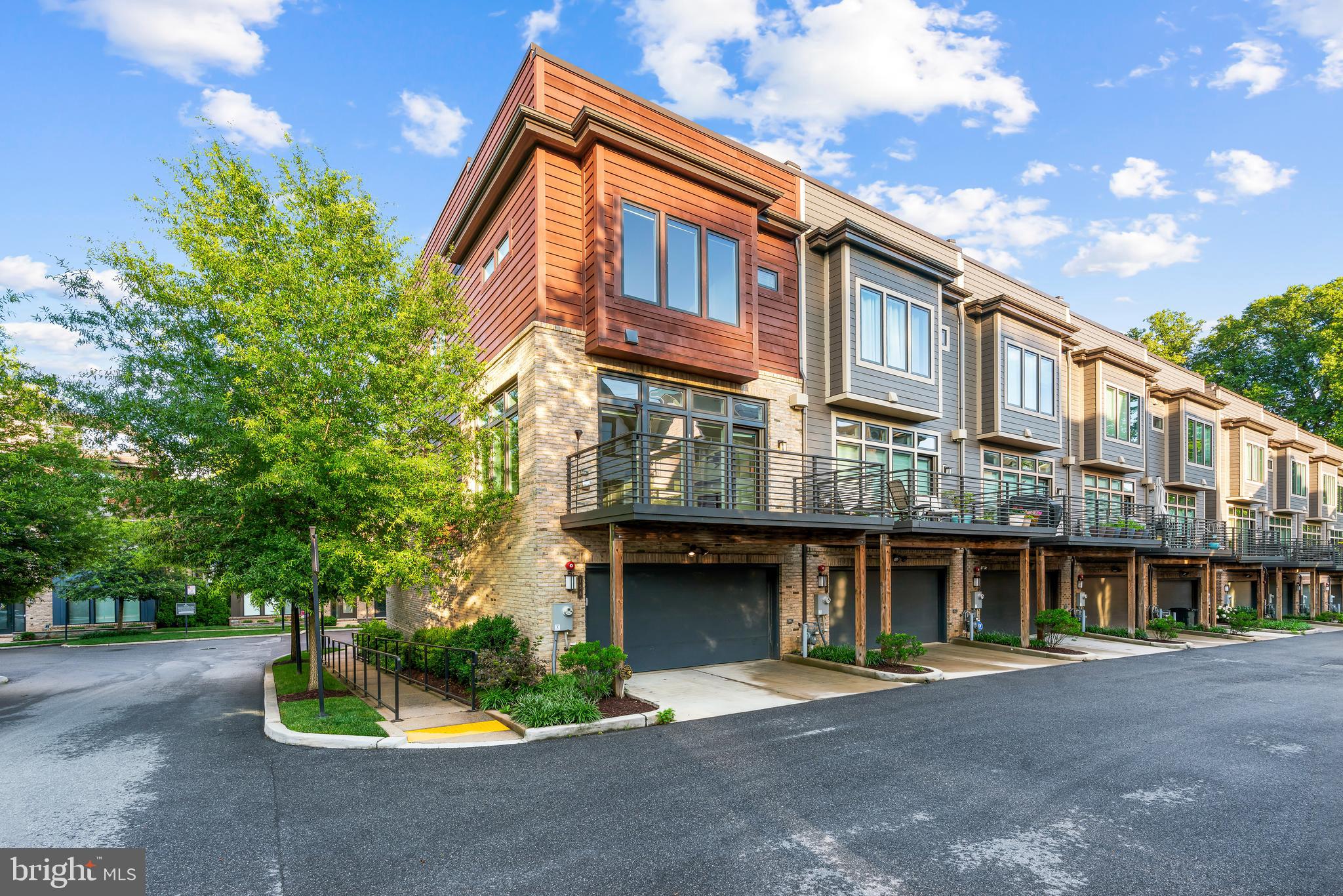 158 WINSOME CIRCLE