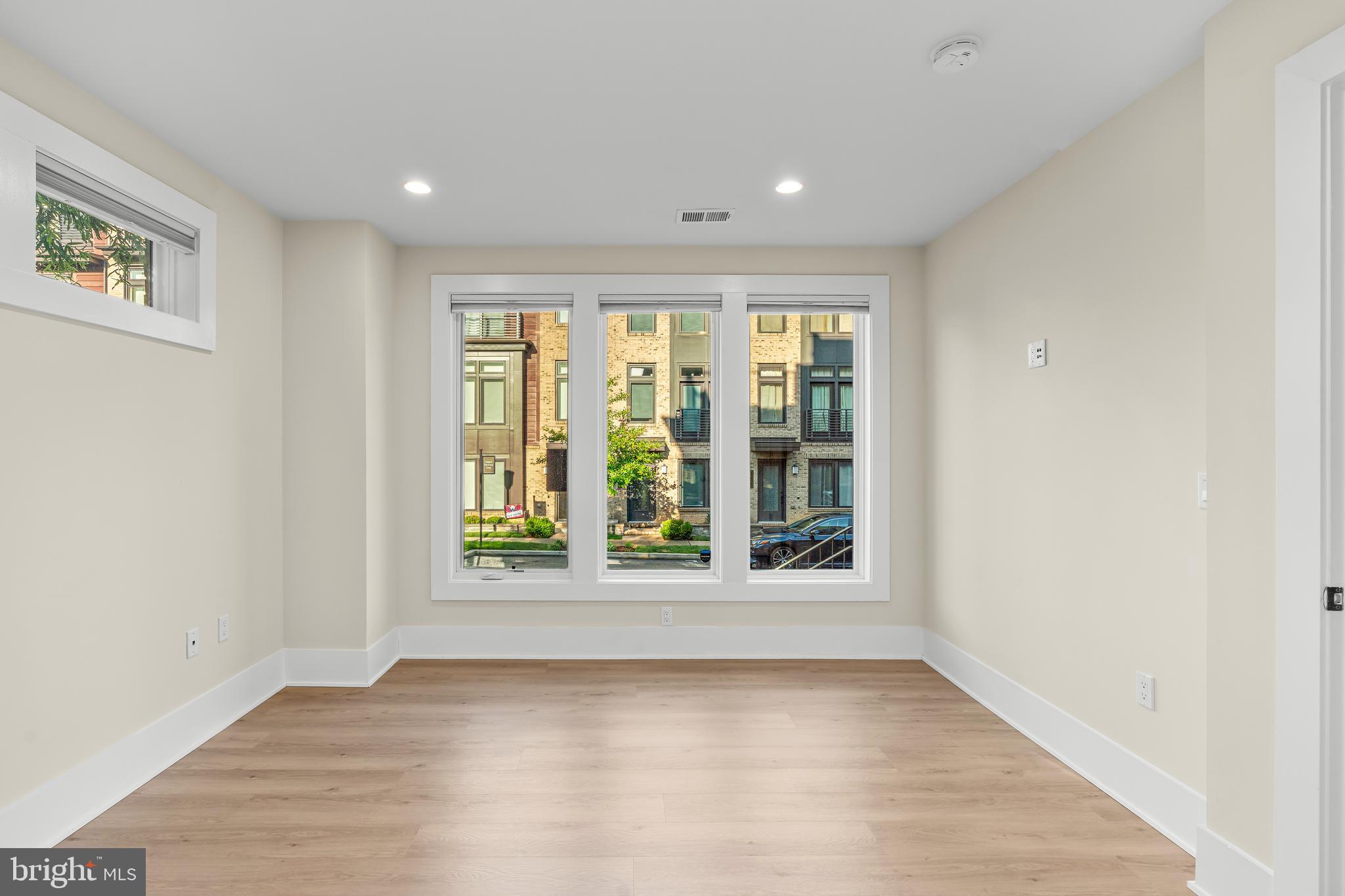 158 WINSOME CIRCLE