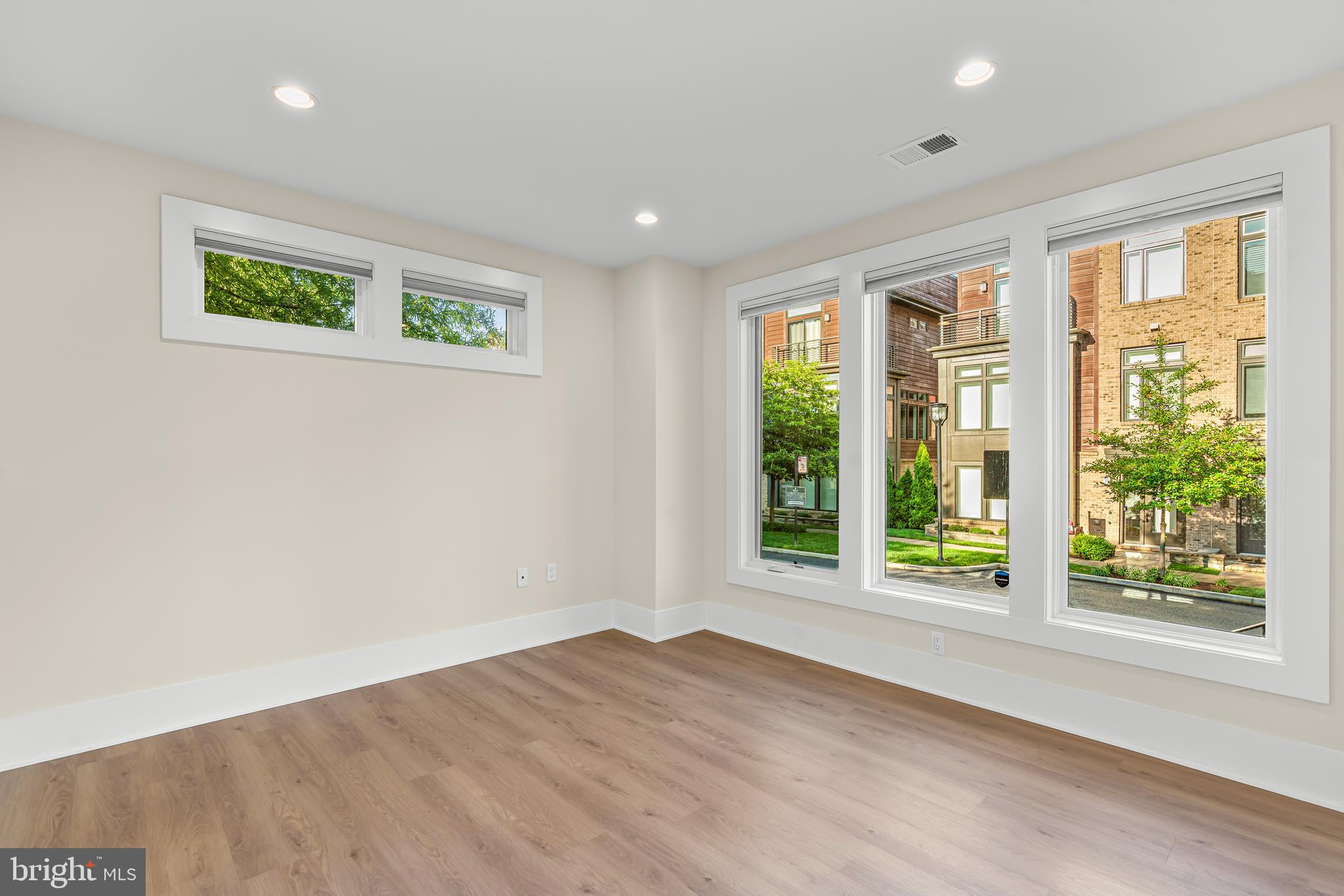 158 WINSOME CIRCLE