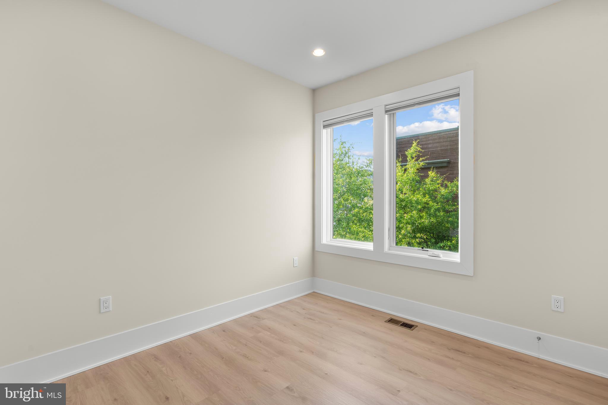 158 WINSOME CIRCLE