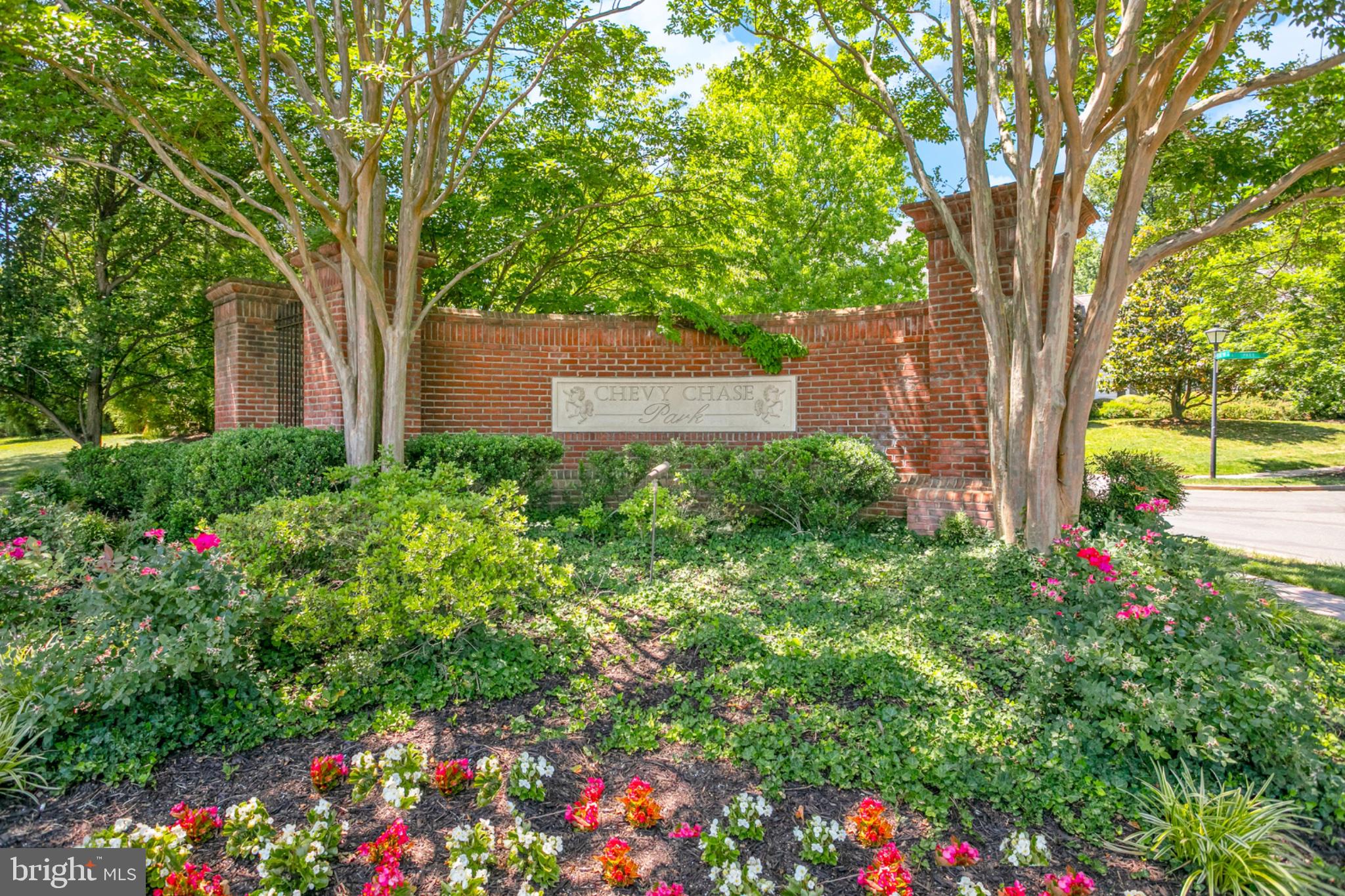 3819 Village Park Drive VILLAGE PARK DRIVE