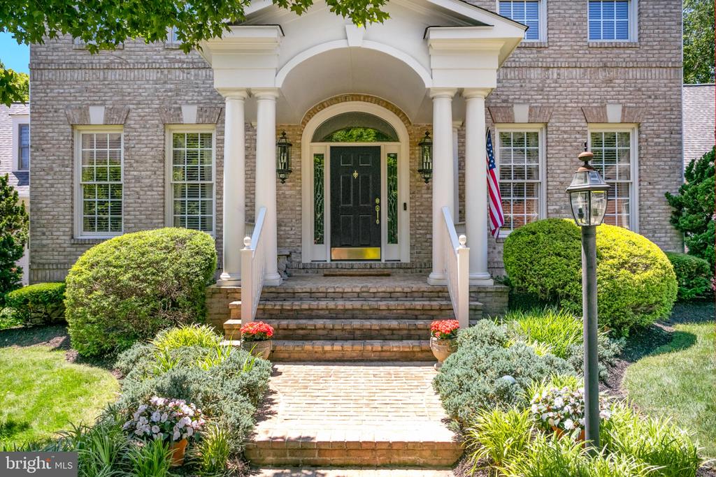 3819 Village Park Drive VILLAGE PARK DRIVE
