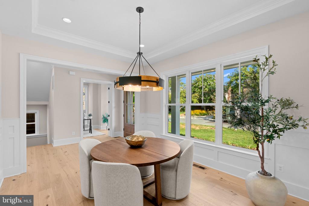 5104 FAIRGLEN LANE