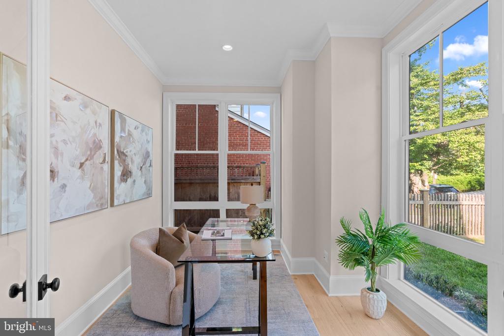 5104 FAIRGLEN LANE